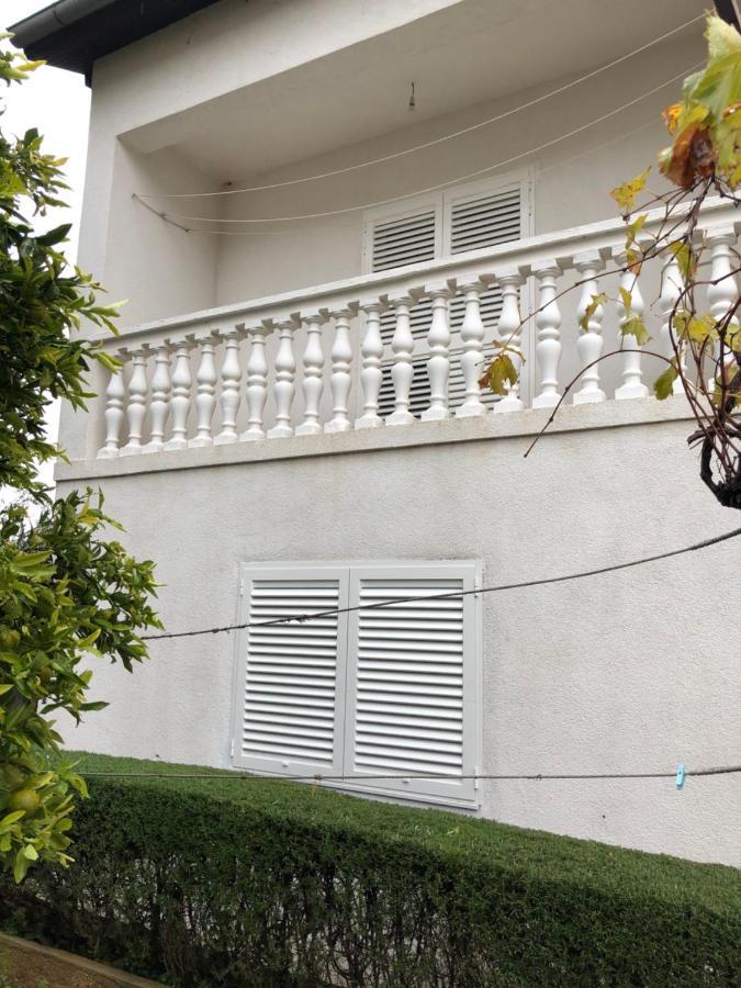 Apartment Raslina Ngoại thất bức ảnh