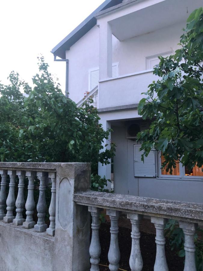 Apartment Raslina Ngoại thất bức ảnh