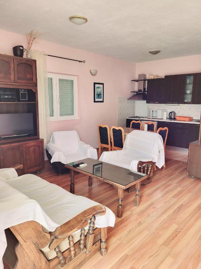 Apartment Raslina Ngoại thất bức ảnh