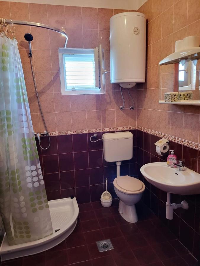 Apartment Raslina Ngoại thất bức ảnh