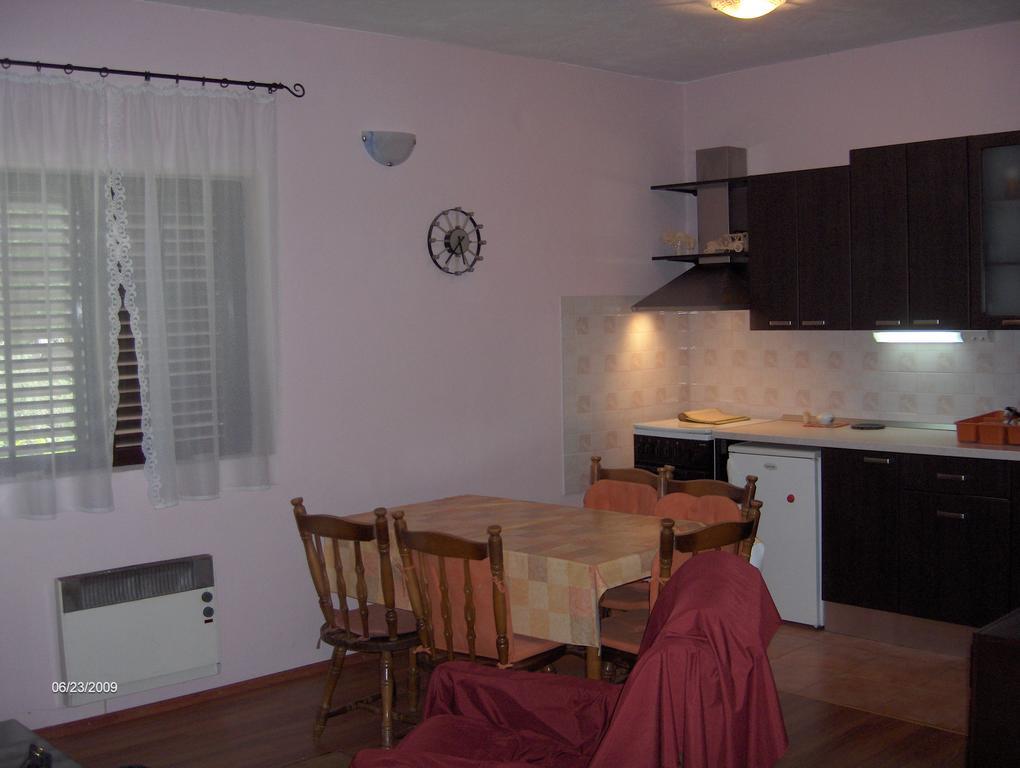 Apartment Raslina Phòng bức ảnh